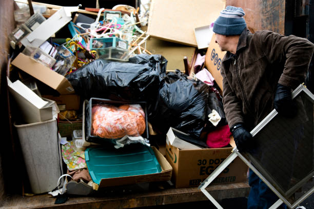 Best Commercial Cleanout Services  in Oak Grove, MO