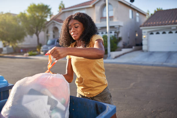 Best Professional Junk Removal  in Oak Grove, MO