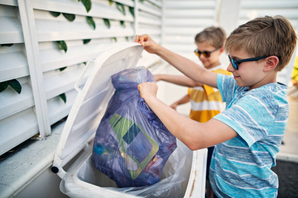 Best Attic Cleanout Services  in Oak Grove, MO